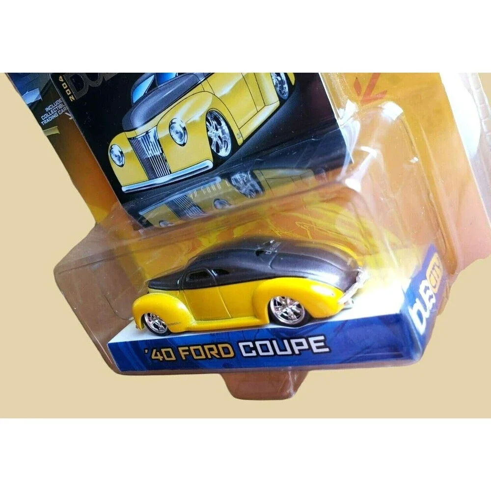2004 JADA TOYS '40 FORD COUPE DUB CITY Series Yellow & Gray Collector #080 1:64